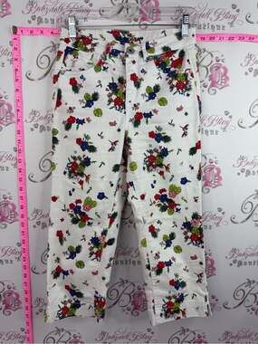 Tristan capri pants bottoms White Capris with Red, Blue & Green Floral Print